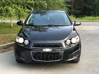 Chevrolet Aveo foto 2