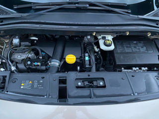 Renault Grand Scenic foto 9