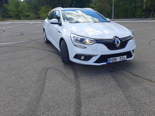 Renault Megane foto 2