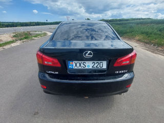 Lexus IS Series фото 5