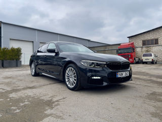 BMW 5 Series foto 2