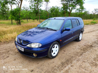 Renault Megane foto 1