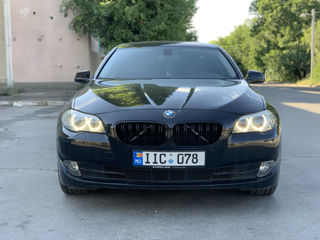 BMW 5 Series foto 2