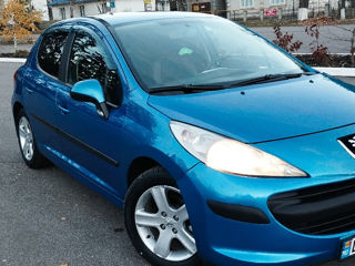 Peugeot 207 foto 4