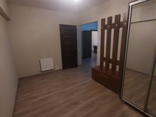 Apartament cu 3 camere, 100 m², Centru, Chișinău foto 1