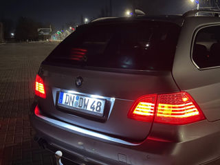 BMW 5 Series foto 3