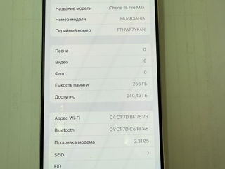 iPhone 15 Pro Max 256 GB Natural Titanium foto 2