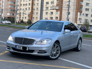 Mercedes S-Class