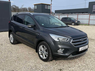 Ford Kuga фото 0