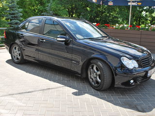 Mercedes C Class foto 3