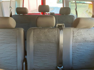 Volkswagen Caravelle foto 6