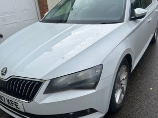 Skoda Superb foto 3