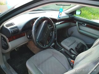 Audi 100 foto 8