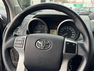 Toyota Land Cruiser Prado foto 15