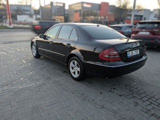 Mercedes E-Class foto 3