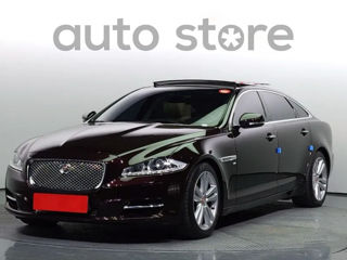 Jaguar XJ foto 1