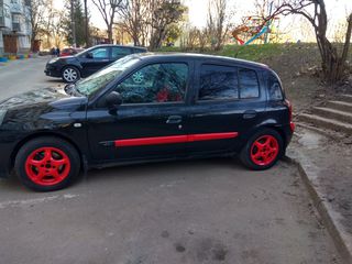 Renault Clio foto 5