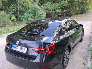 Skoda Superb foto 9