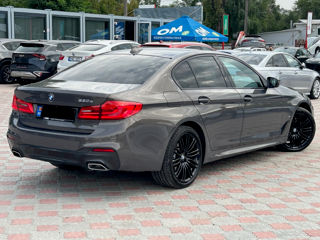 BMW 5 Series foto 4