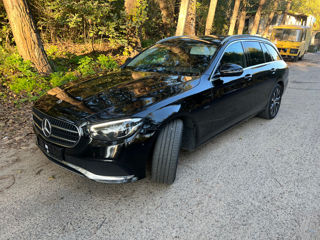 Mercedes E-Class foto 3