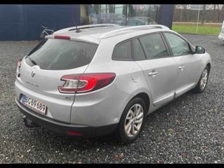 Renault Megane foto 2