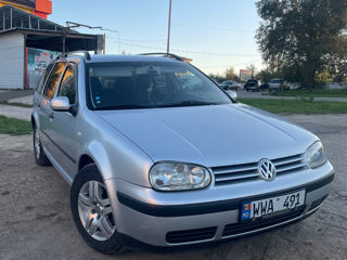 Volkswagen Golf foto 1