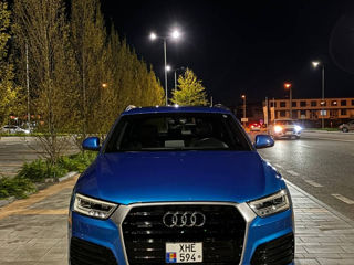 Audi Q3 foto 2