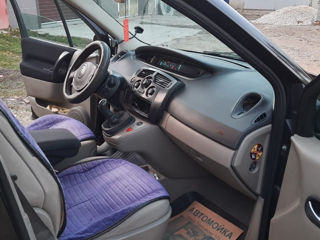 Renault Scenic foto 9