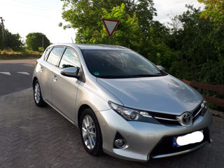 Toyota Auris foto 2