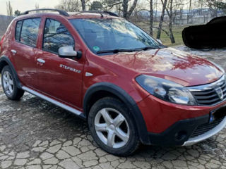 Dacia Sandero Stepway фото 8