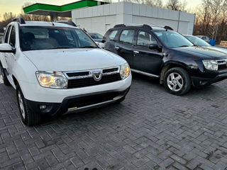 Dezmembrare Dacia Duster   2013  4x2  /  4x4  Benzin/diesel foto 3