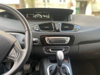 Renault Scenic foto 8