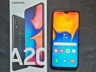 Samsung Galaxy A20 in cutie foto 0