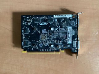 R7 240 4Gb foto 1