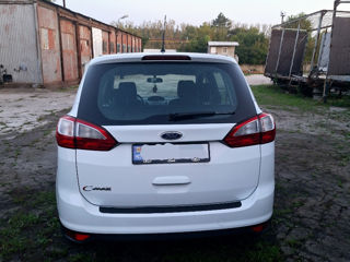 Ford Grand C-MAX foto 4