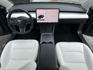 Tesla Model 3 foto 10