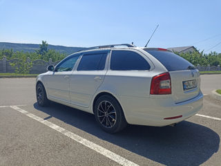 Skoda Octavia foto 4