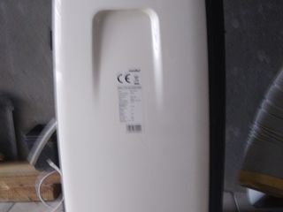 Conditioner mobil comfee, 2300 w, adus din italia, stare foarte buna. foto 2