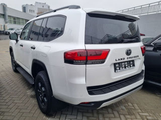 Toyota Land Cruiser foto 3