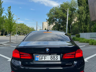 BMW 5 Series foto 3