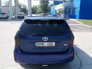 Toyota Prius + foto 3