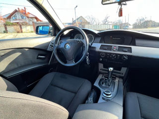 BMW 5 Series foto 7