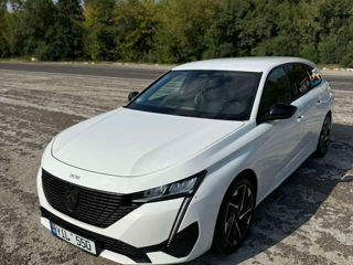 Peugeot 308 foto 1