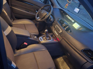 Renault Scenic foto 8