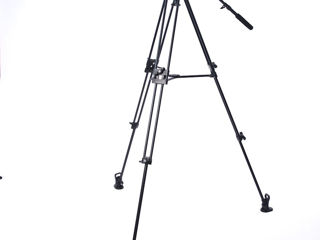 Профессиональный видеоштатив Benro A572TS6 ,stare ideala !!! foto 1