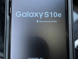 Samsung S10e foto 1