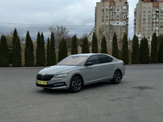 Skoda Superb foto 4