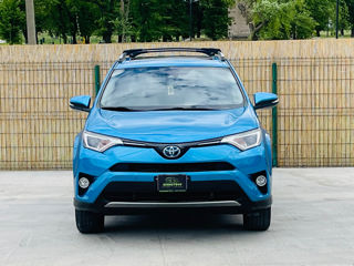 Toyota Rav 4 foto 1