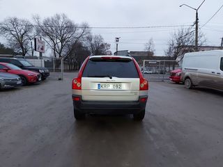 Volvo XC90 foto 6