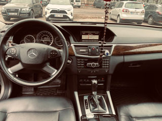 Mercedes E-Class foto 10